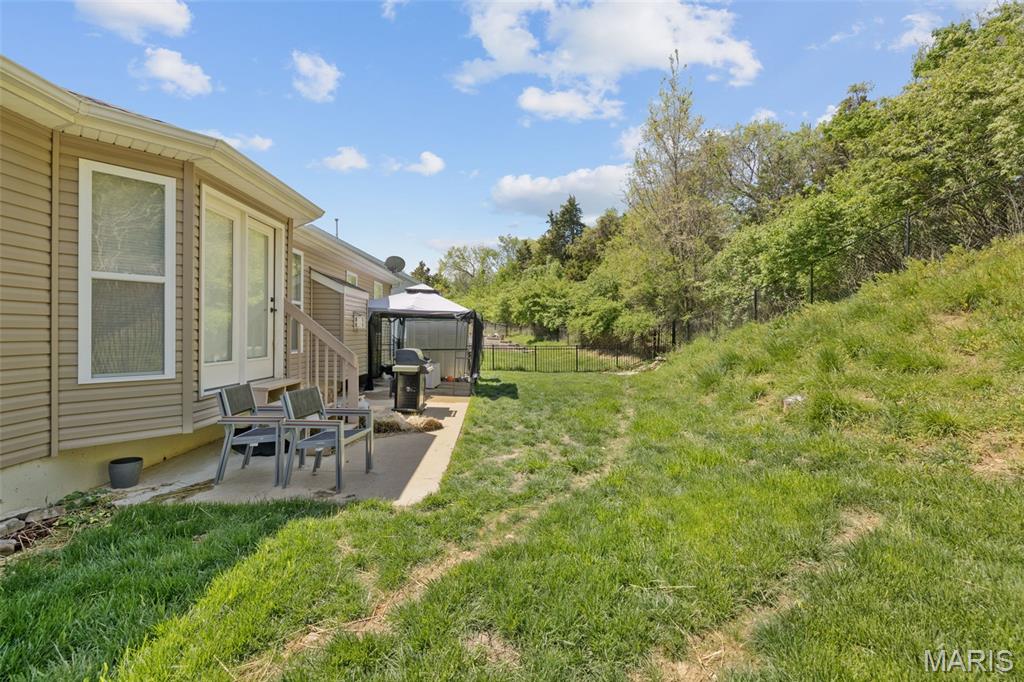 Brouks Creekside Corner - Residential