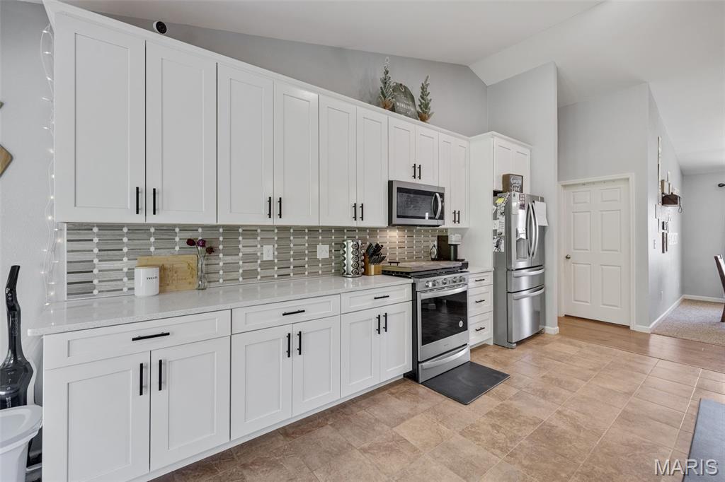 Brouks Creekside Corner - Residential