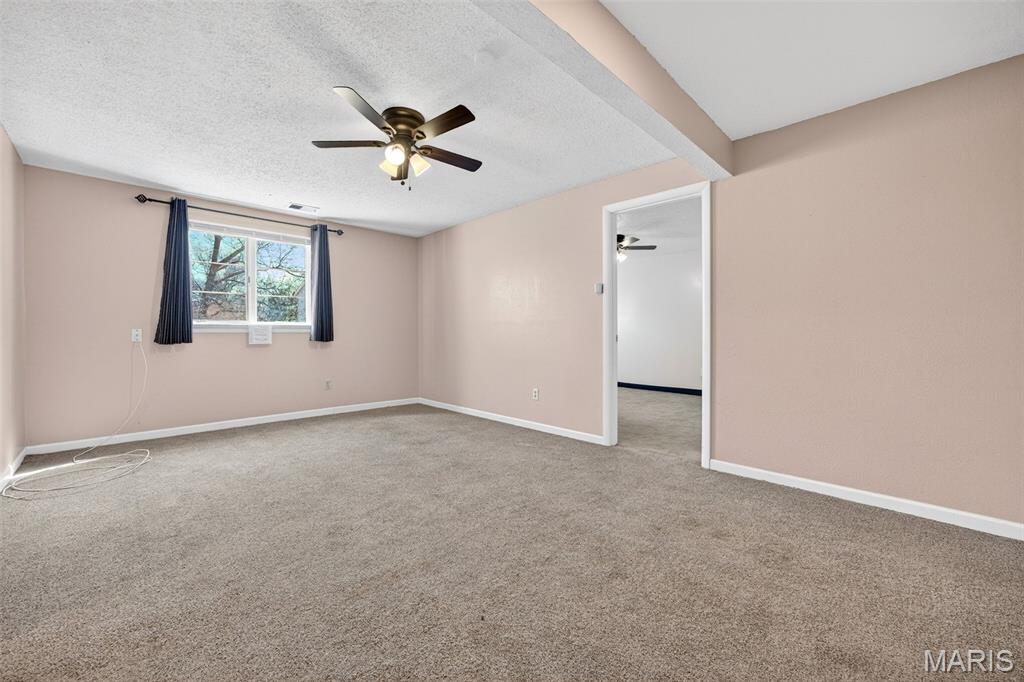 Country Lane Woods Second Add - Residential Lease