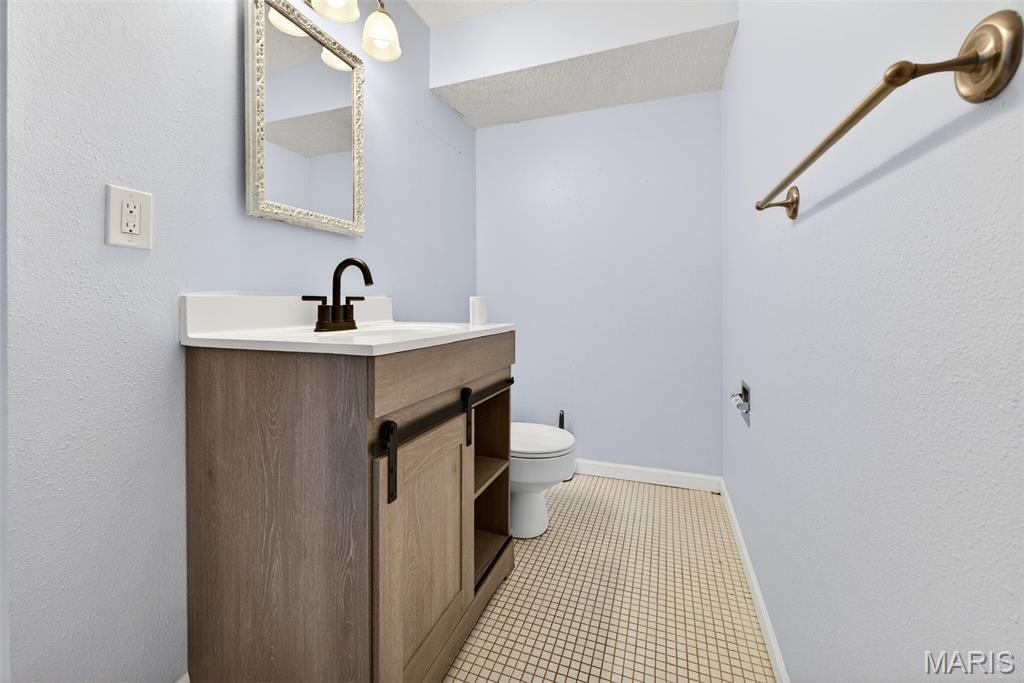 Country Lane Woods Second Add - Residential Lease