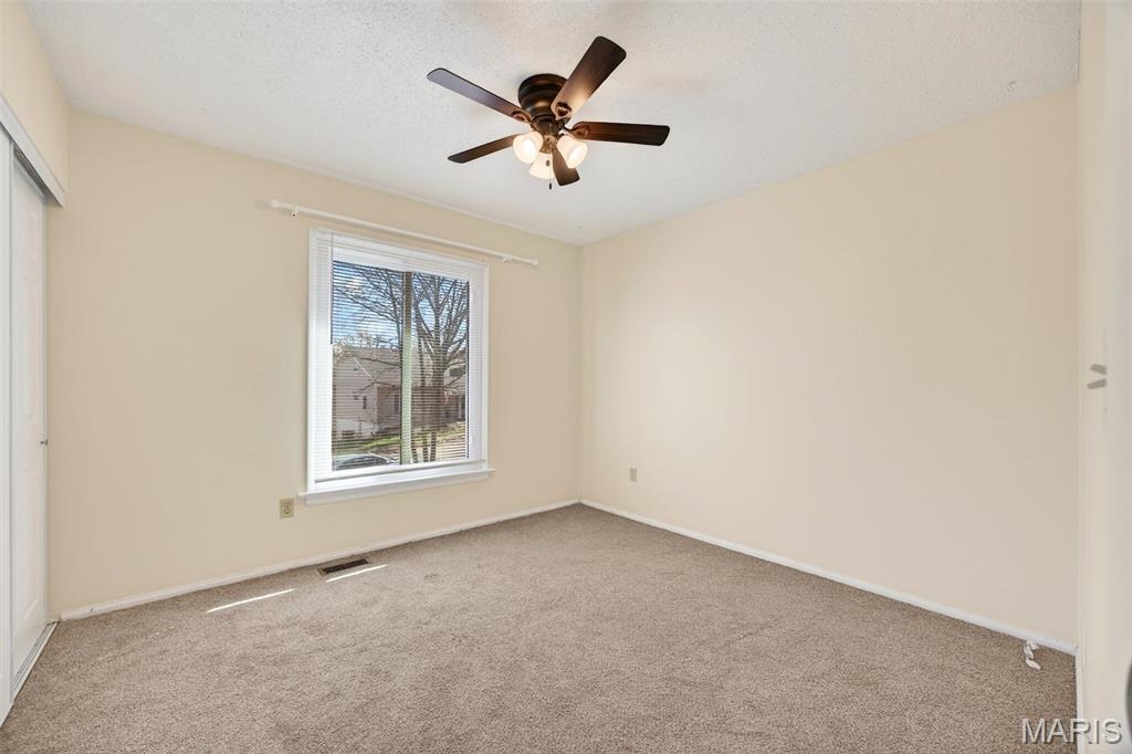 Country Lane Woods Second Add - Residential Lease