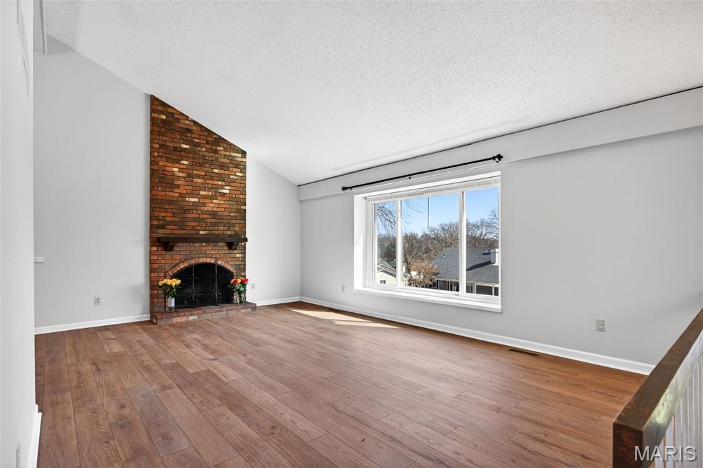 Country Lane Woods Second Add - Residential Lease