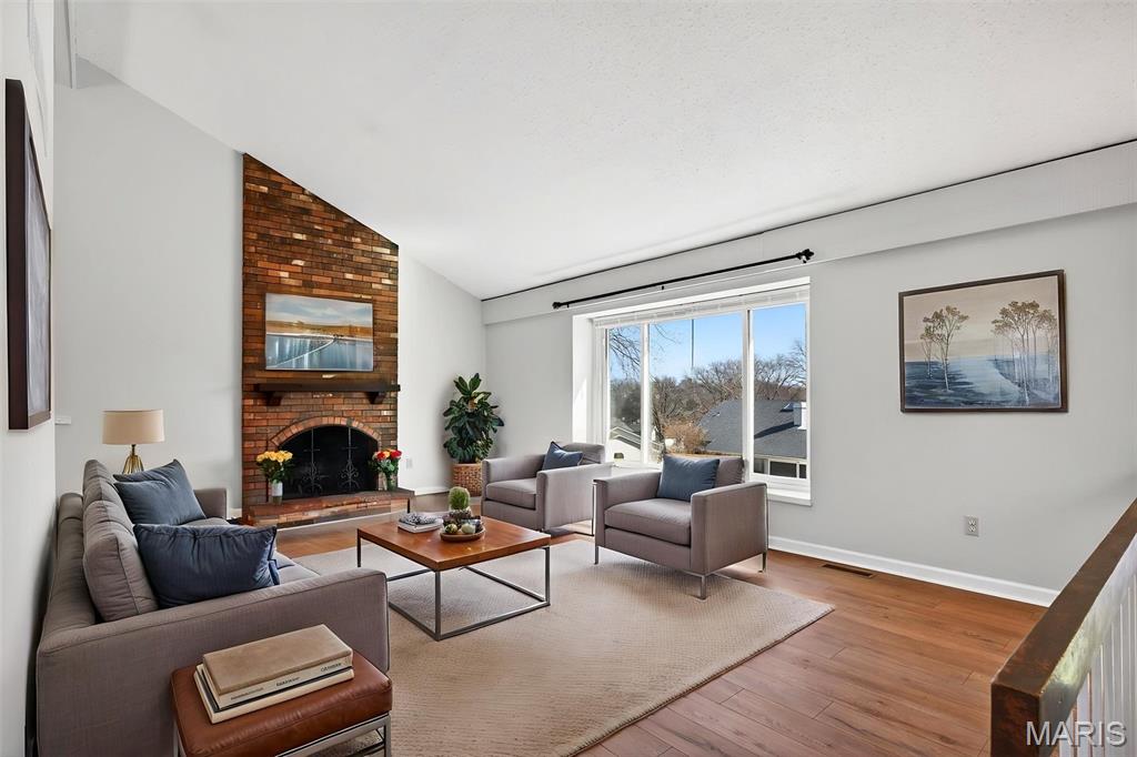 Country Lane Woods Second Add - Residential Lease