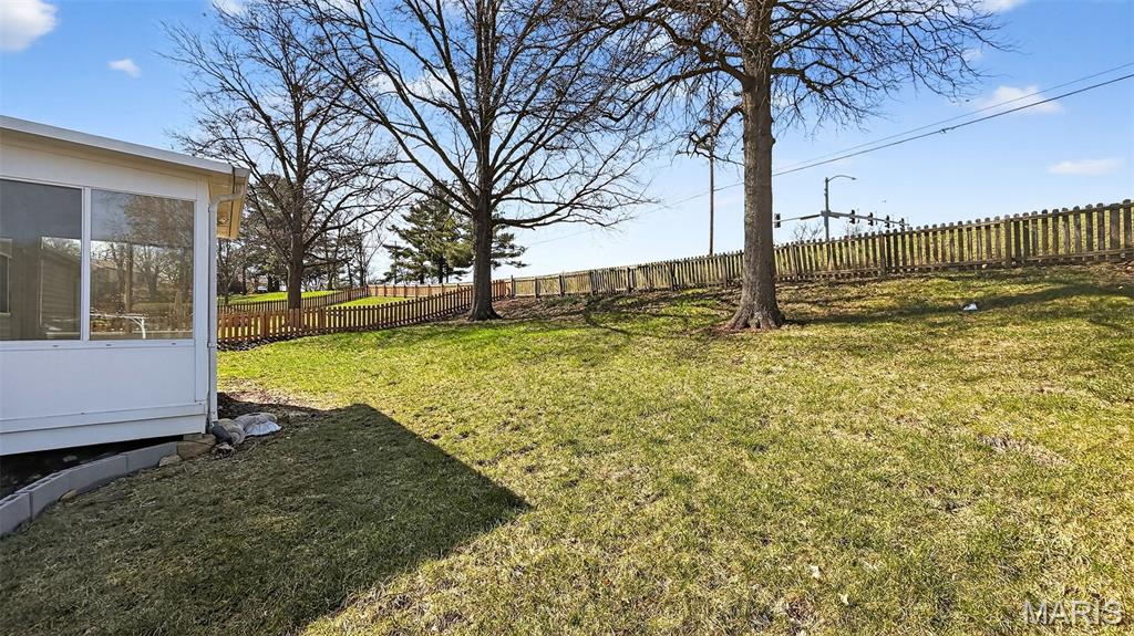 Country Lane Woods Second Add - Residential Lease