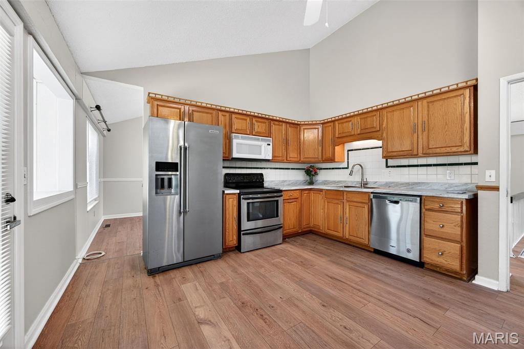 Country Lane Woods Second Add - Residential Lease