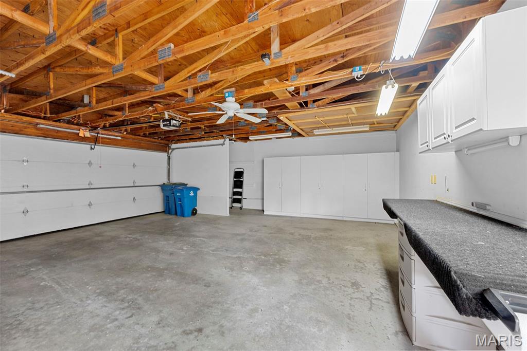 St Charles, Missouri 63303, United States, 2 Bedrooms Bedrooms, ,3 BathroomsBathrooms,Residential,Pending,141794