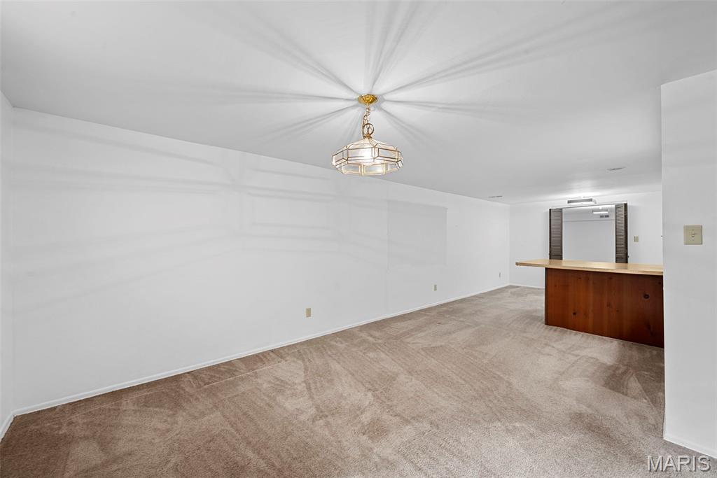 St Charles, Missouri 63303, United States, 2 Bedrooms Bedrooms, ,3 BathroomsBathrooms,Residential,Pending,141794