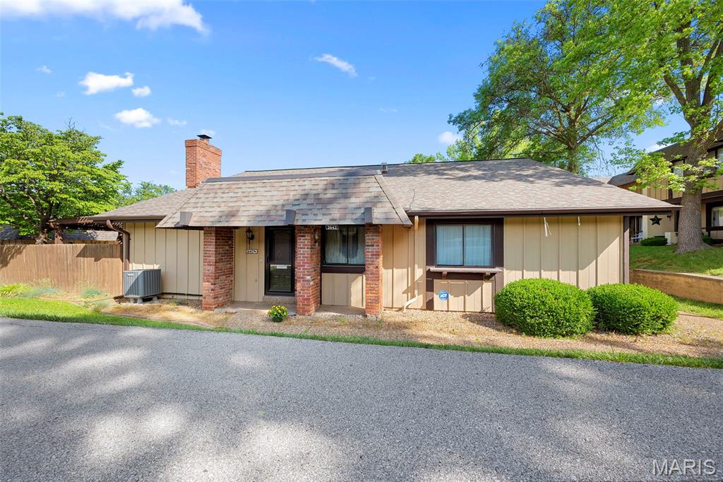 St Charles, Missouri 63303, United States, 2 Bedrooms Bedrooms, ,3 BathroomsBathrooms,Residential,Pending,141794