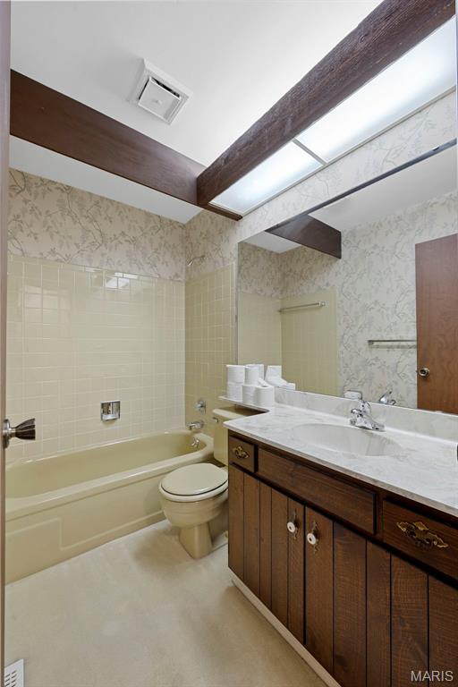 St Charles, Missouri 63303, United States, 2 Bedrooms Bedrooms, ,3 BathroomsBathrooms,Residential,Pending,141794