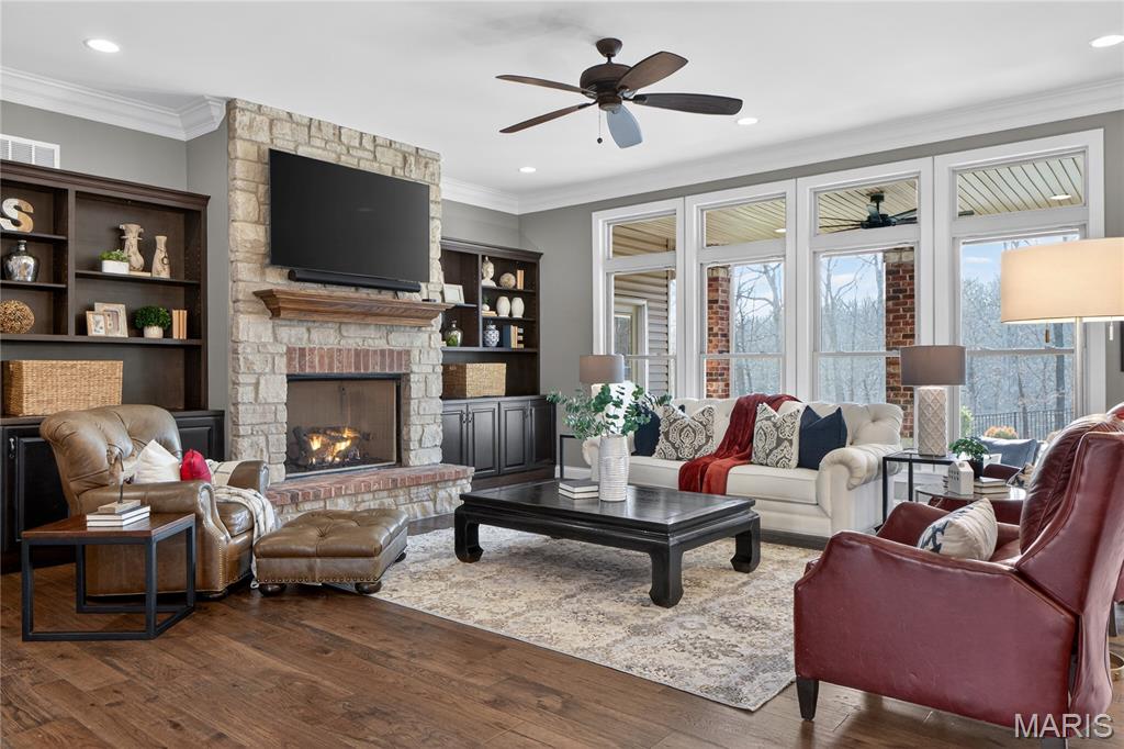 Manors At Kohlers Grove - Residential