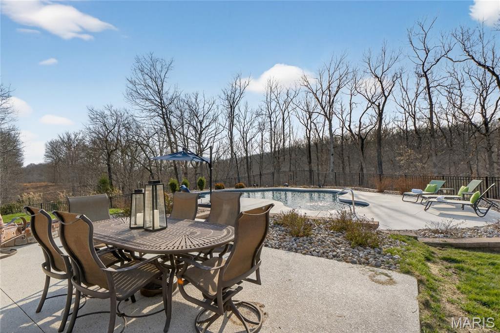 Manors At Kohlers Grove - Residential