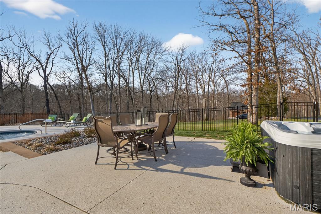 Manors At Kohlers Grove - Residential