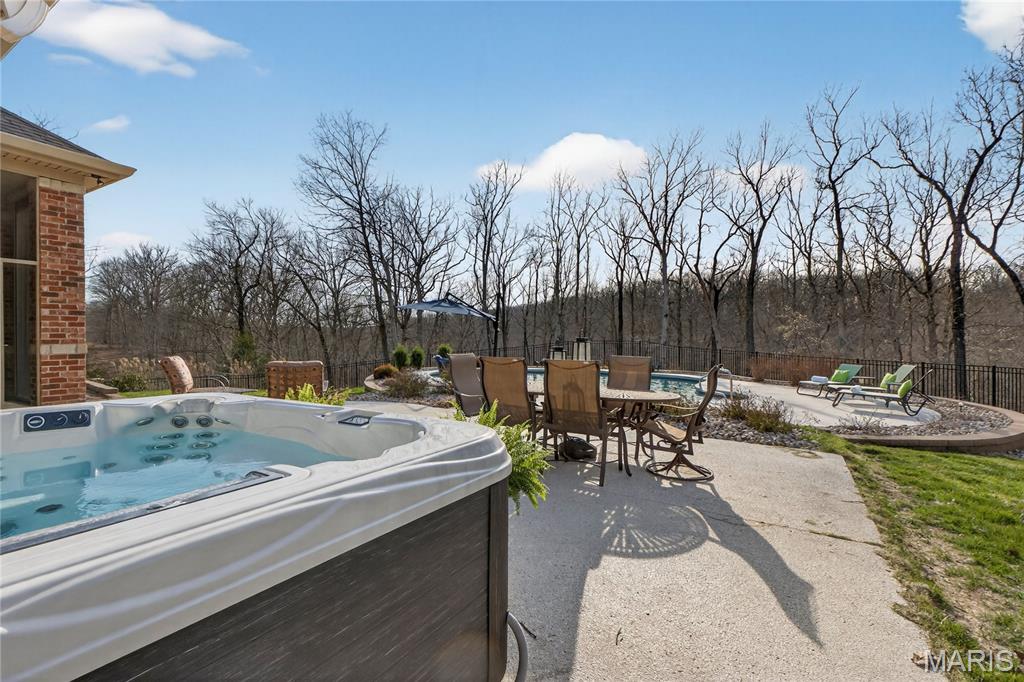 Manors At Kohlers Grove - Residential