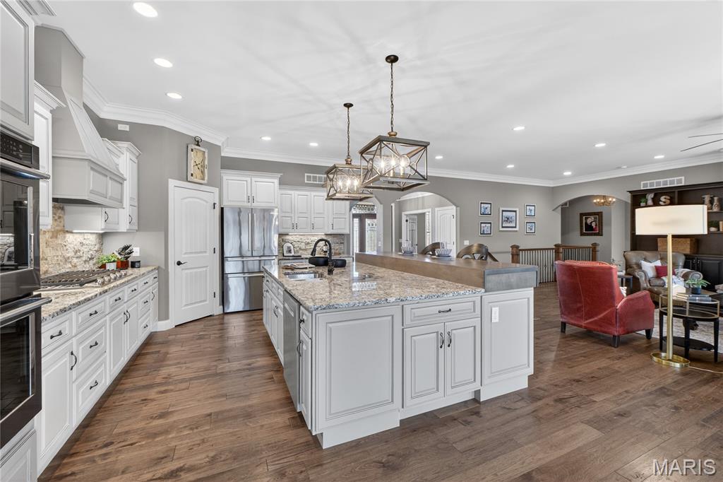 Manors At Kohlers Grove - Residential