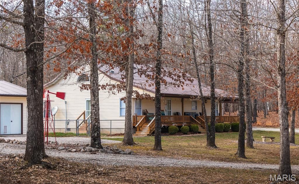 Photo of 9767 County Road 459, Birch Tree, MO 65438 (MLS # 26013636)