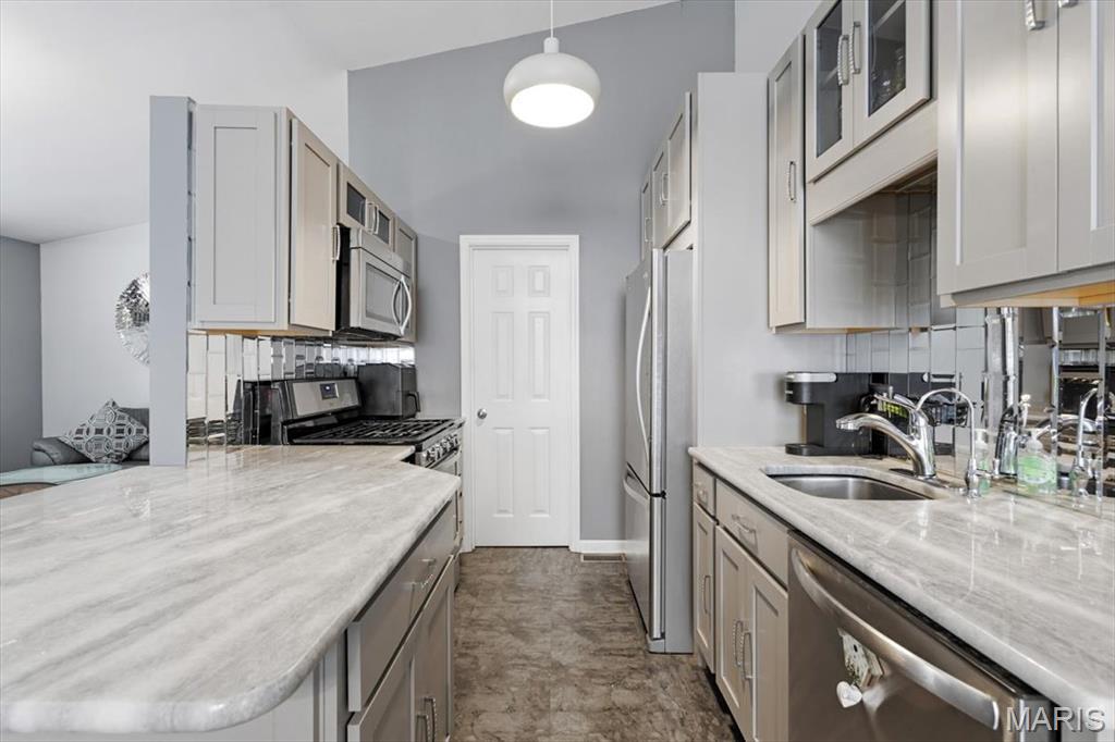 Towne Square Condo 2 - Residential