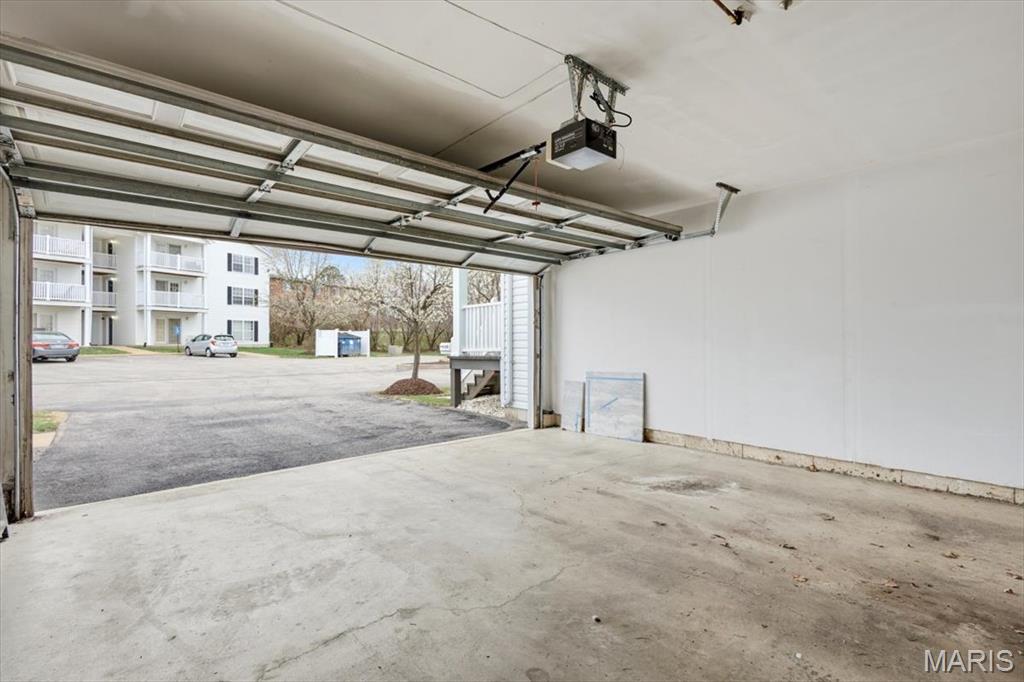 Towne Square Condo 2 - Residential