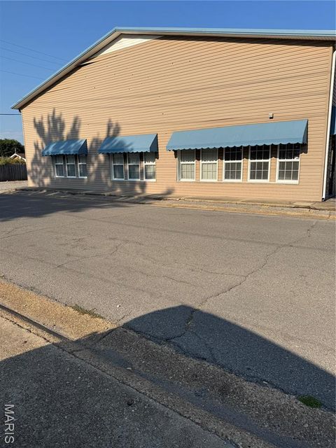 421 SEMO Drive New Madrid MO 63869