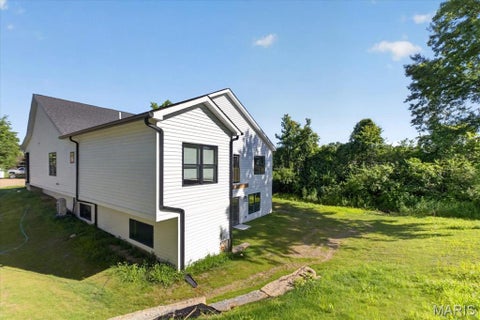 Tiny photo for 15308 Batesville Court, Chesterfield, MO 63017 (MLS # 26046619)