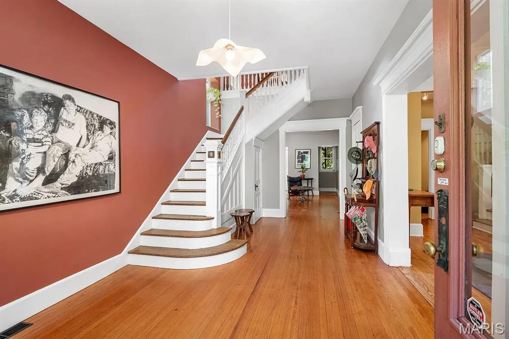 Newstead/McPherson Sub - Residential Lease