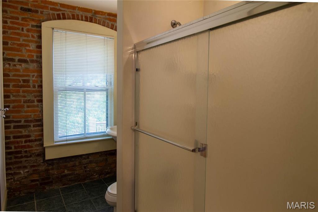 St Charles, Missouri 63301, United States, 1 Bedroom Bedrooms, ,1 BathroomBathrooms,Residential,Active,224007