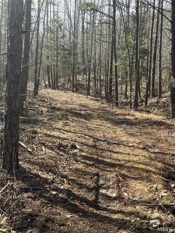 Cherokee Pass - Land