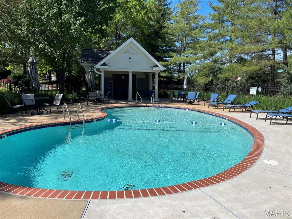 Photo of 2316 Picardy Place Drive, Chesterfield, MO 63017 (MLS # 26017105)
