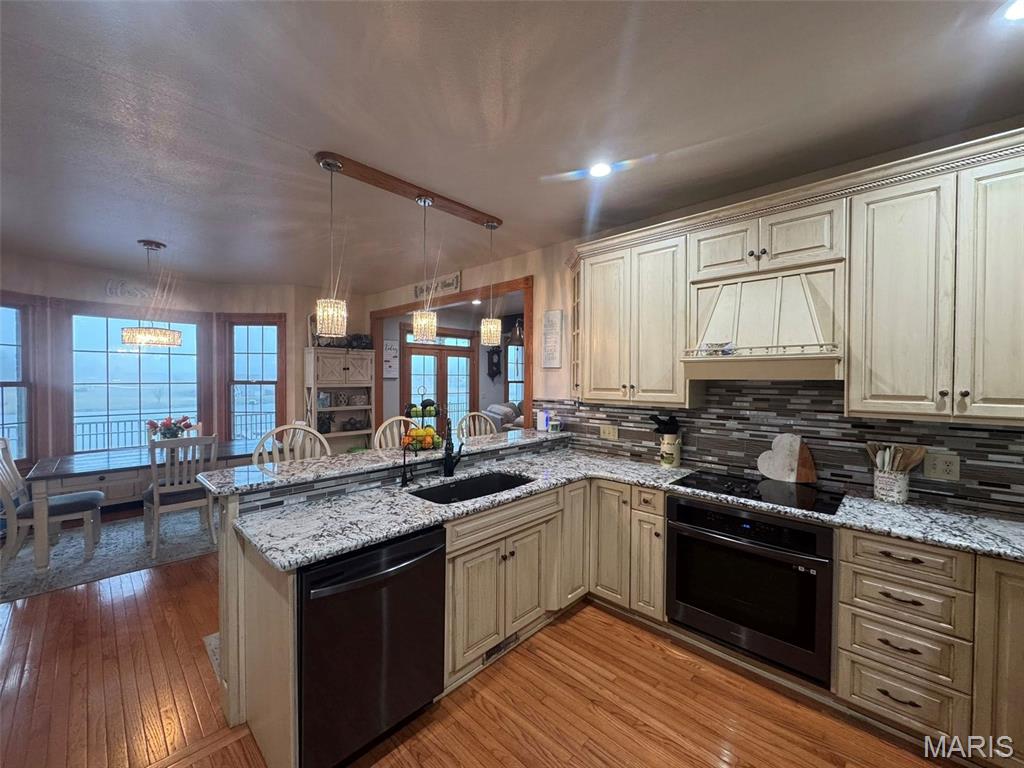 Hidden Valley - Residential