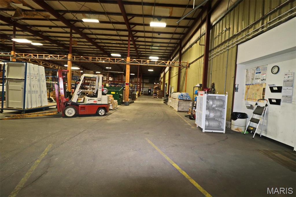 Soundolier 02 - Commercial Sale