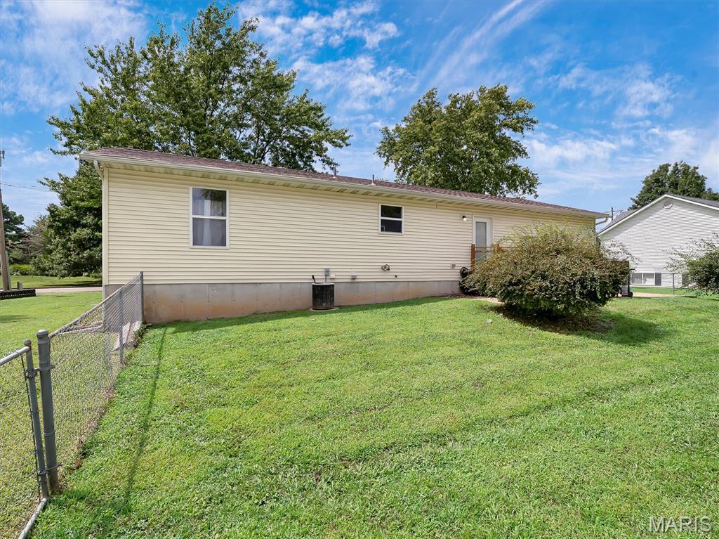 610 Falcon Drive