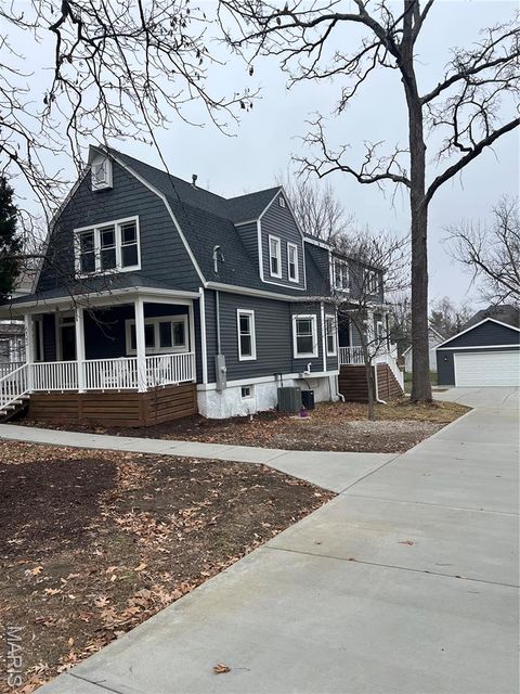 Tiny photo for 633 N Forest Avenue, Webster Groves, MO 63119 (MLS # 25075571)