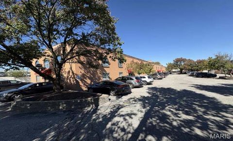 5025 Northrup Avenue St Louis MO 63110