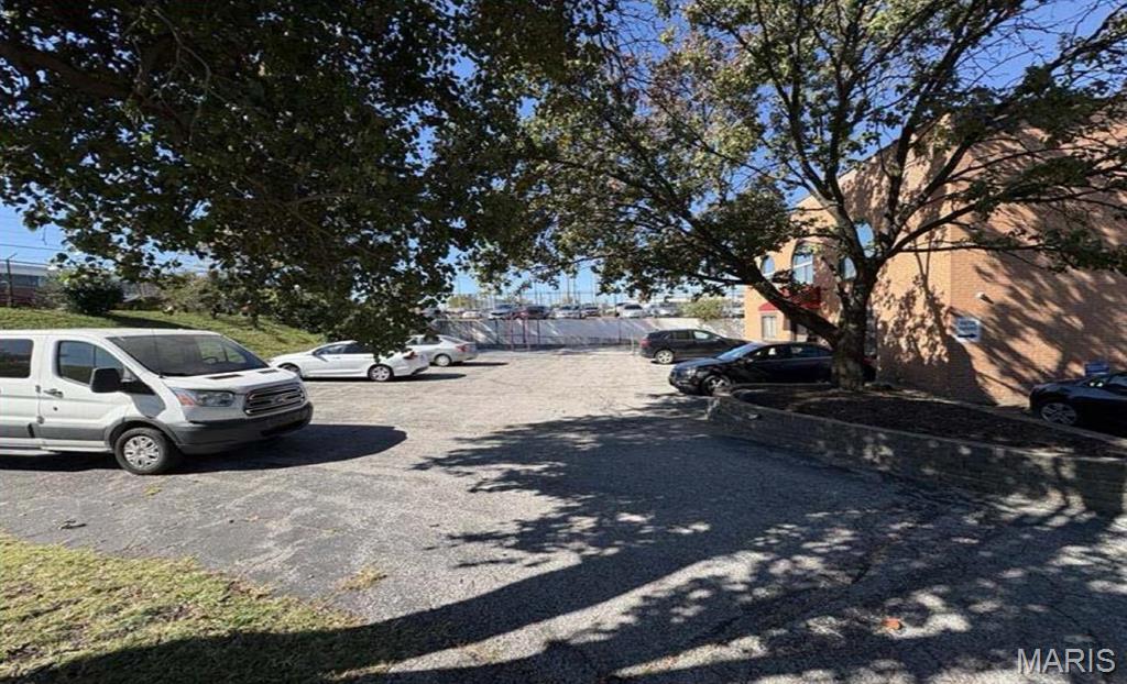 5025 Northrup Avenue