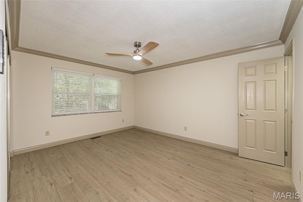 Lin Capri Condo - Residential