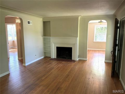 Tiny photo for 17042 Manchester Road, Wildwood, MO 63040 (MLS # 26014718)