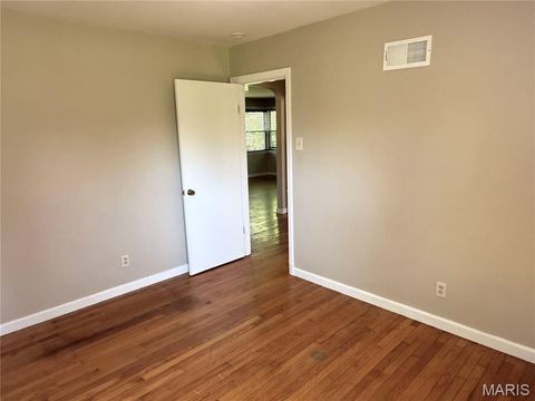 Tiny photo for 17042 Manchester Road, Wildwood, MO 63040 (MLS # 26014718)