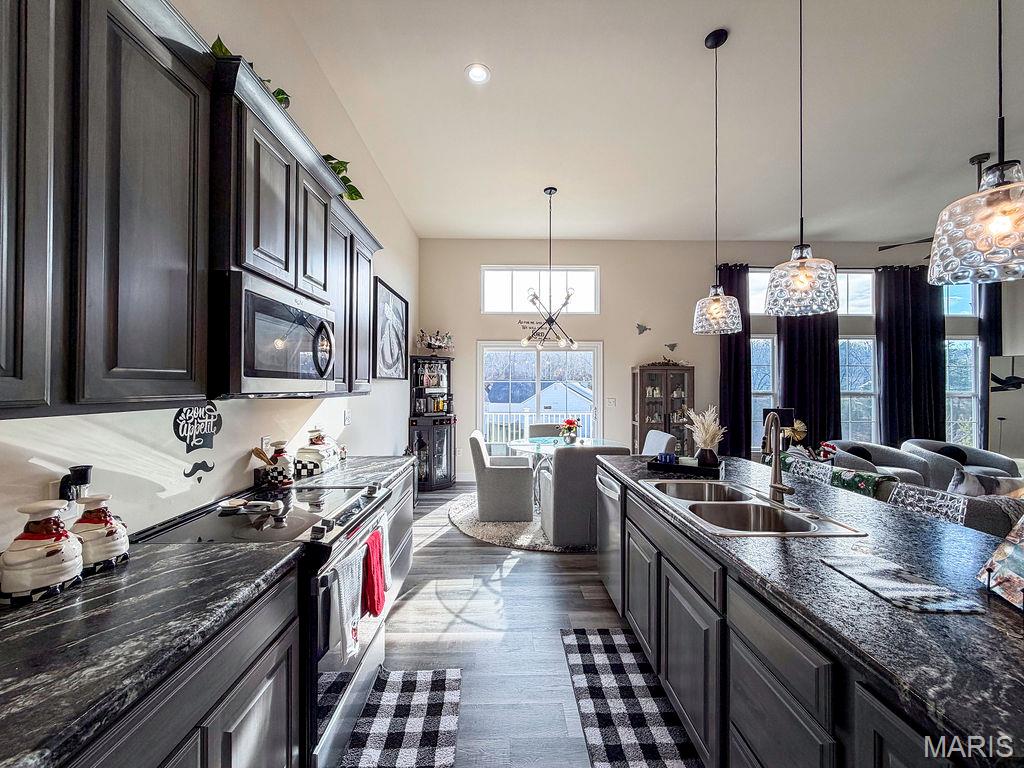 Wellington Place - Residential