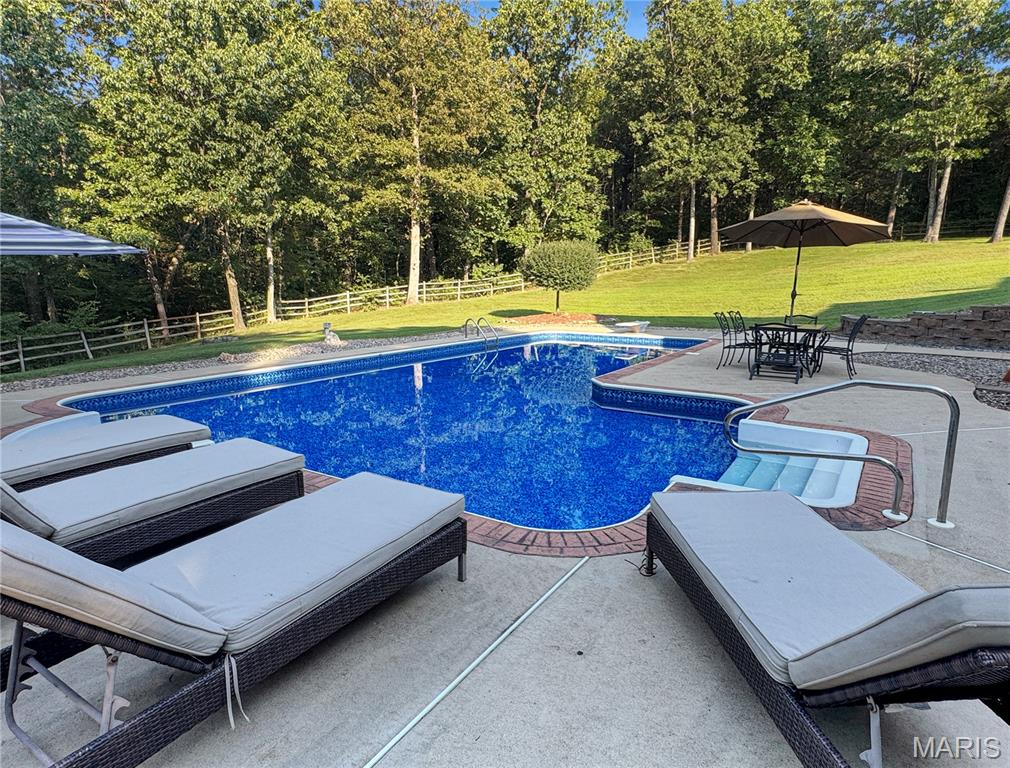 Peaceful Hollow - Residential