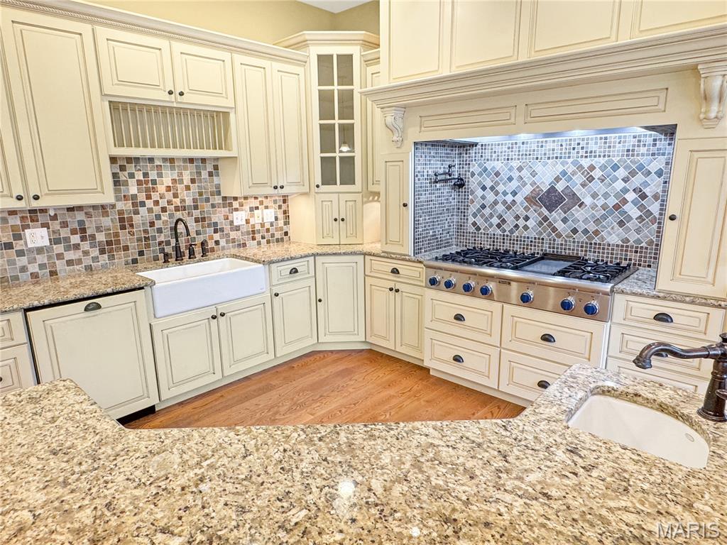 Peaceful Hollow - Residential