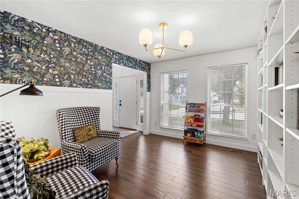 St Peters, Missouri 63376, United States, 4 Bedrooms Bedrooms, ,3 BathroomsBathrooms,Residential,Pending,180738