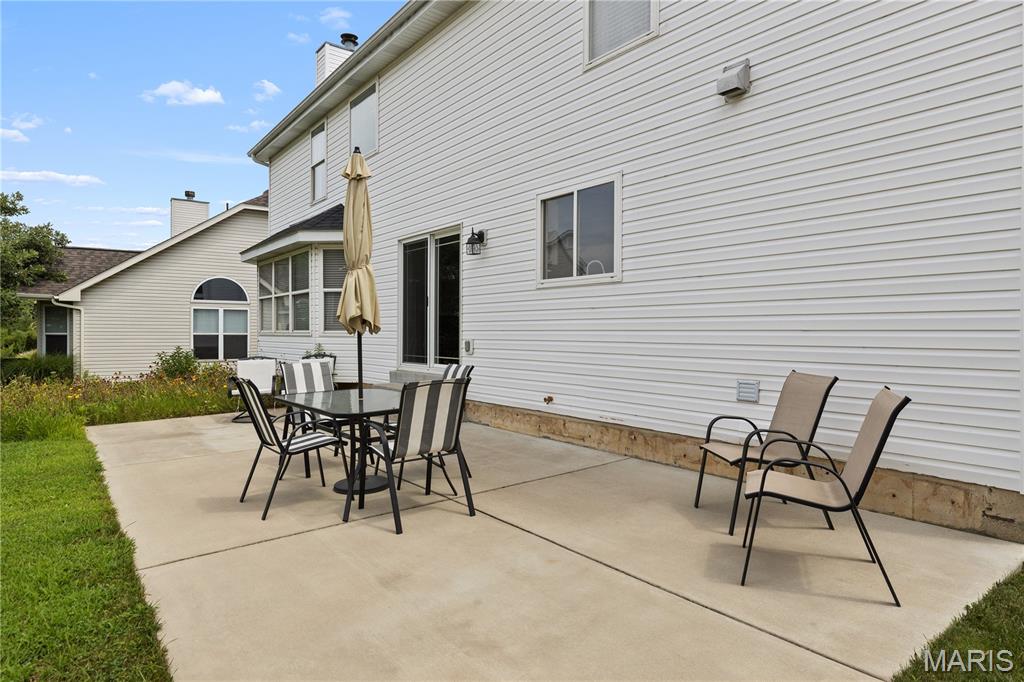 St Peters, Missouri 63376, United States, 4 Bedrooms Bedrooms, ,3 BathroomsBathrooms,Residential,Pending,180738