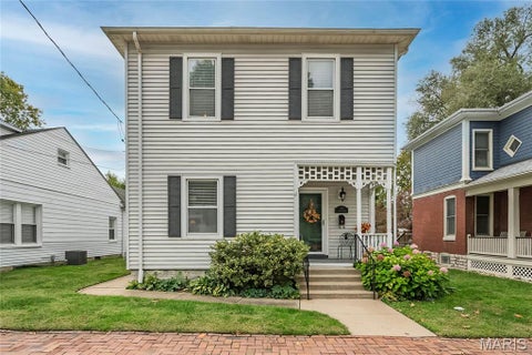 Photo of 717 Clark Street, St Charles, MO 63301 (MLS # 26069610)