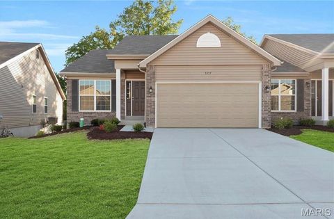 5357 Lakepath Way Eureka MO 63025