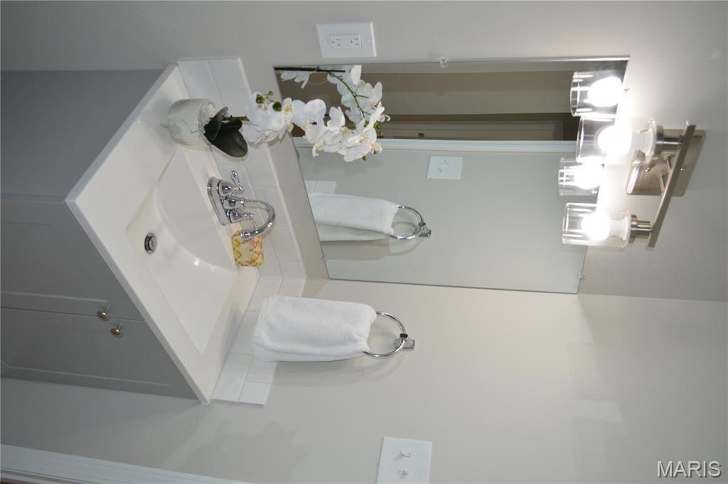 St Louis, Missouri 63134, United States, 3 Bedrooms Bedrooms, ,1 BathroomBathrooms,Residential,Active,190095