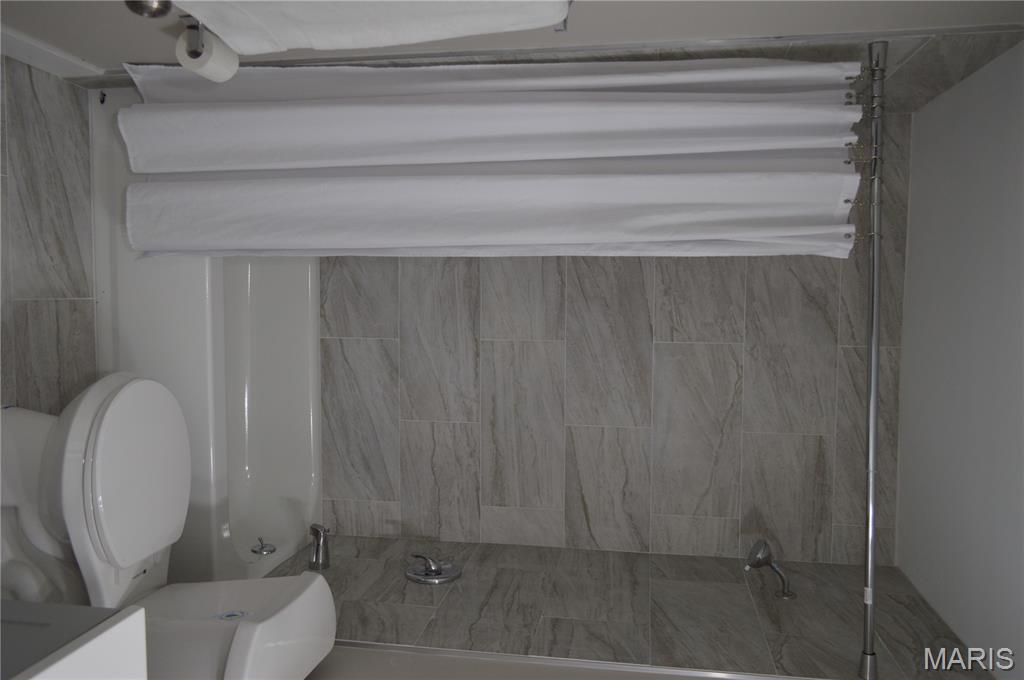 St Louis, Missouri 63134, United States, 3 Bedrooms Bedrooms, ,1 BathroomBathrooms,Residential,Active,190095