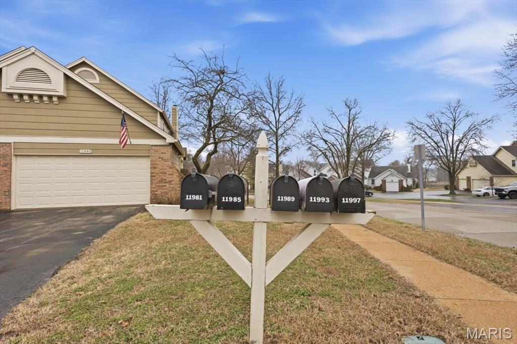 Autumn Lakes Seven Condo Twen - Residential