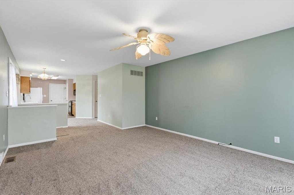 Autumn Lakes Seven Condo Twen - Residential