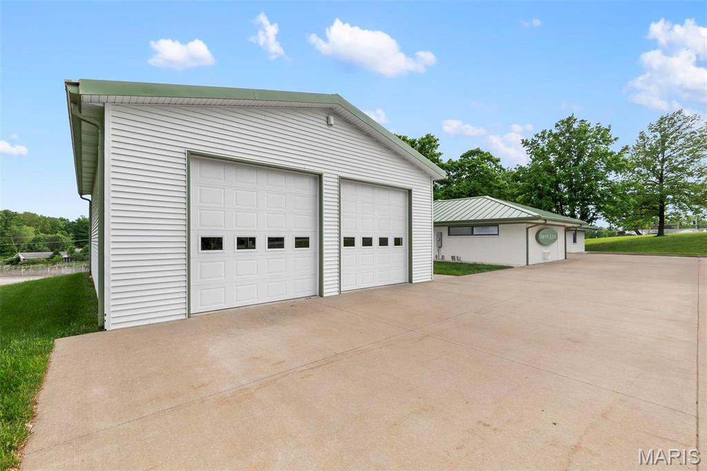 NA - Commercial Sale