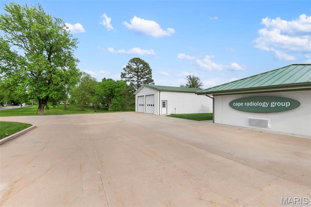 NA - Commercial Sale