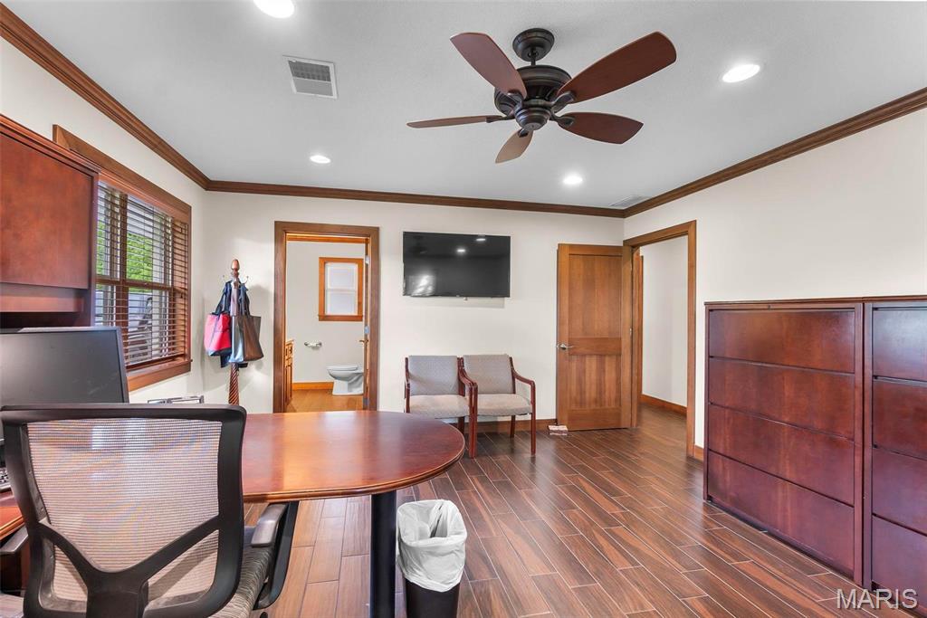 NA - Commercial Sale